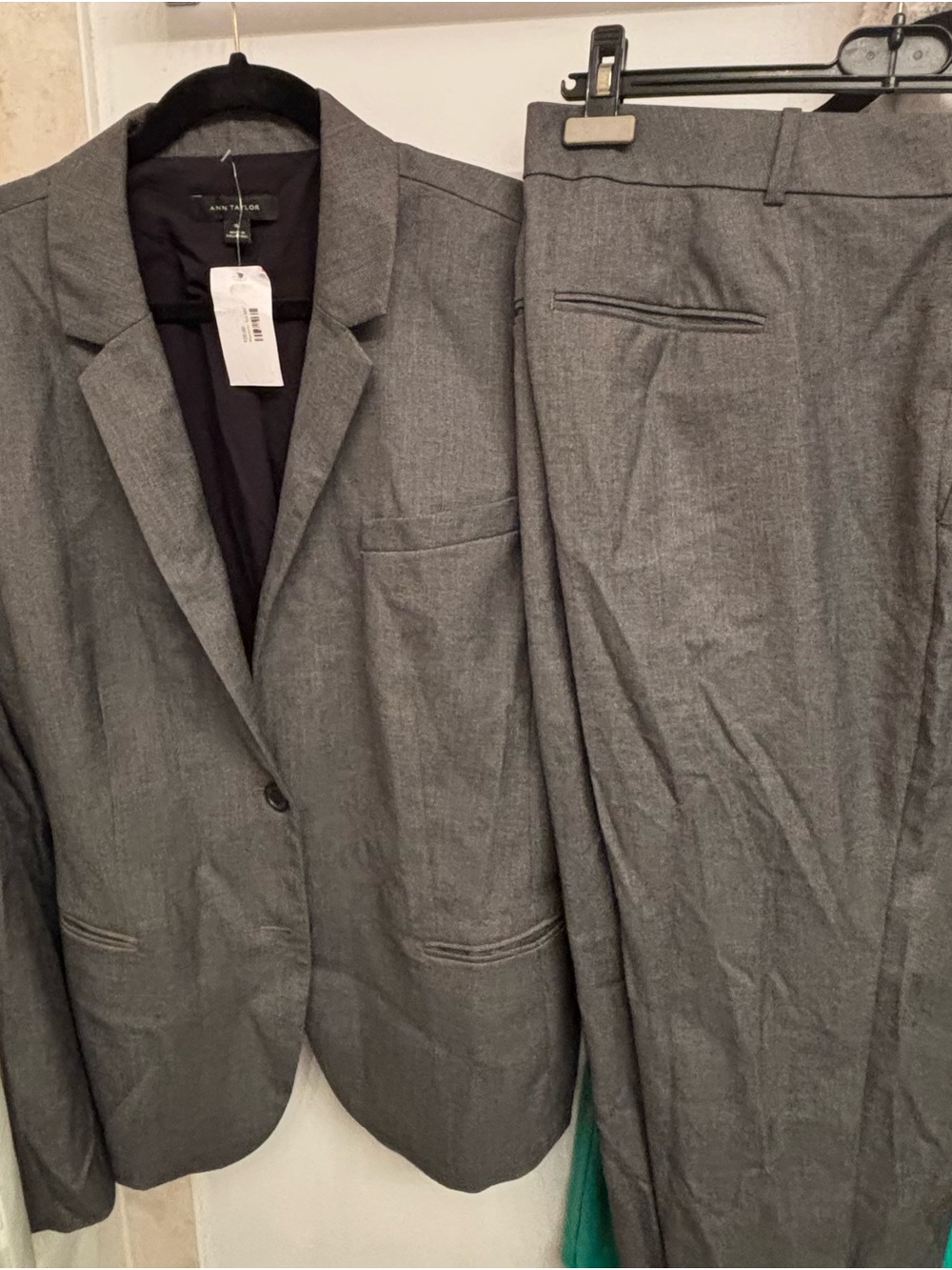 Ann Taylor Gray Women's Two-Piece Pantsuit Blazer & Trousers